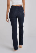 Cargar imagen en el visor de la galería, KIT Boutique VIP | 100 Jeans - BASTIAAN® Jeans Mayoreo jeans mayoreo